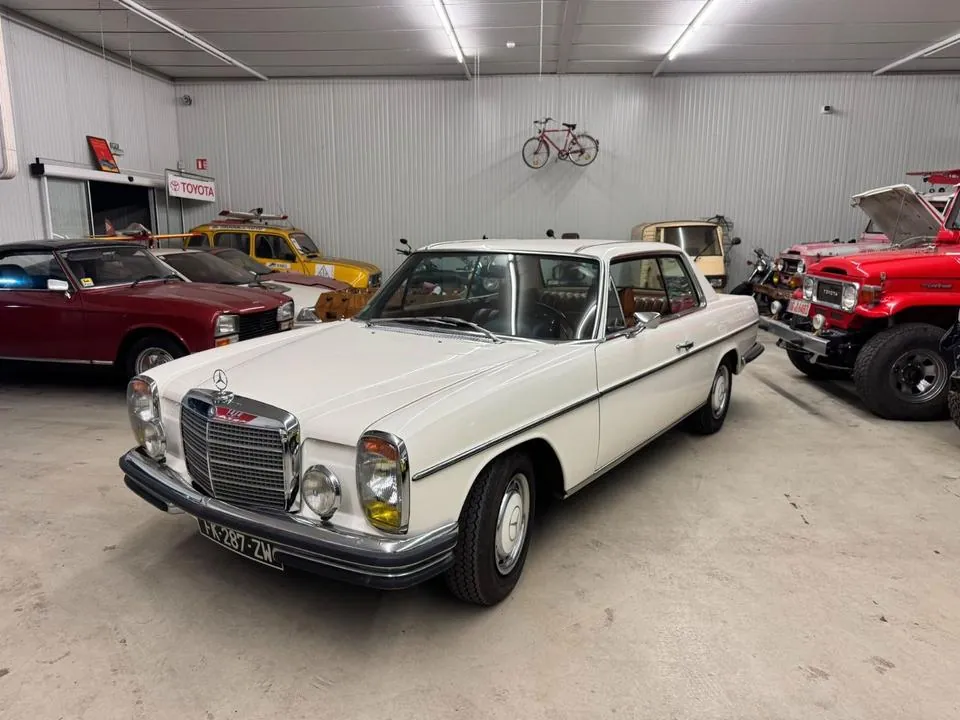 Mercedes-Benz 250 Ce