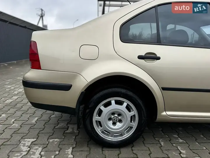 Volkswagen Bora 2002 photo 5