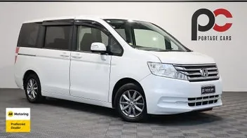 Honda Step Wagon 2012 photo 2