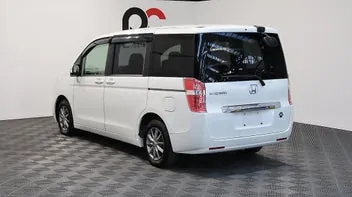 Honda Step Wagon 2012 photo 5