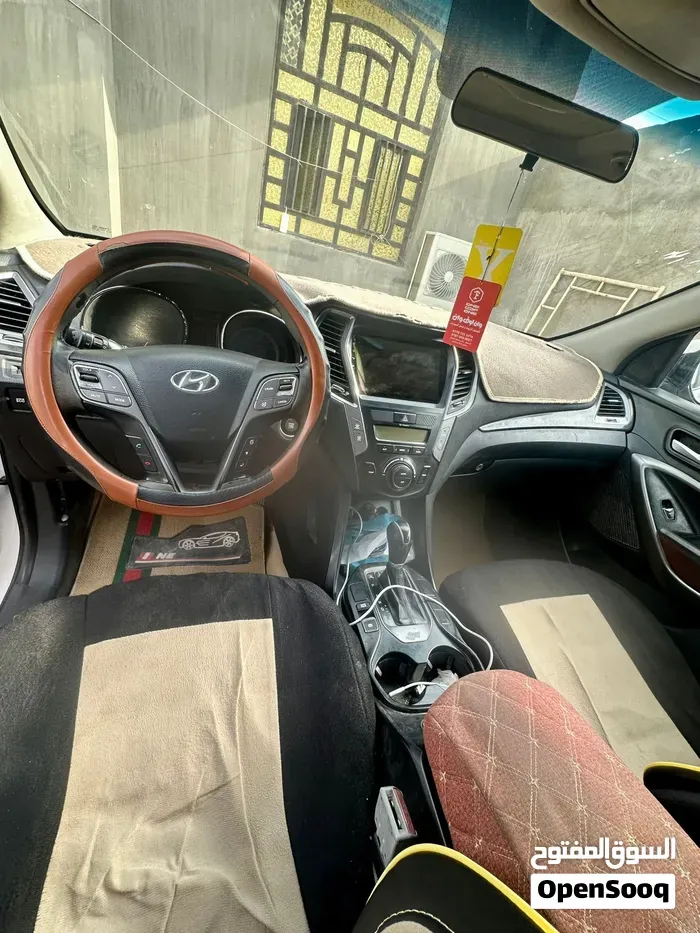 Hyundai Santa Fe 2015 photo 2