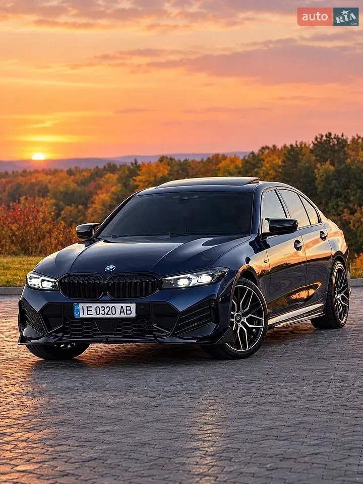 BMW 3 Series 2019 photo 3