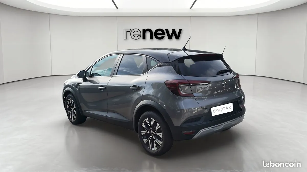 Renault Captur 2024 photo 3