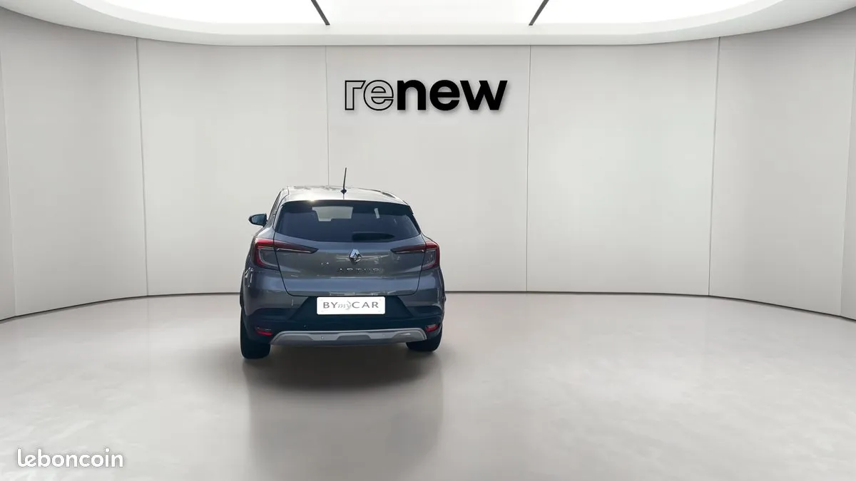 Renault Captur 2024 photo 4