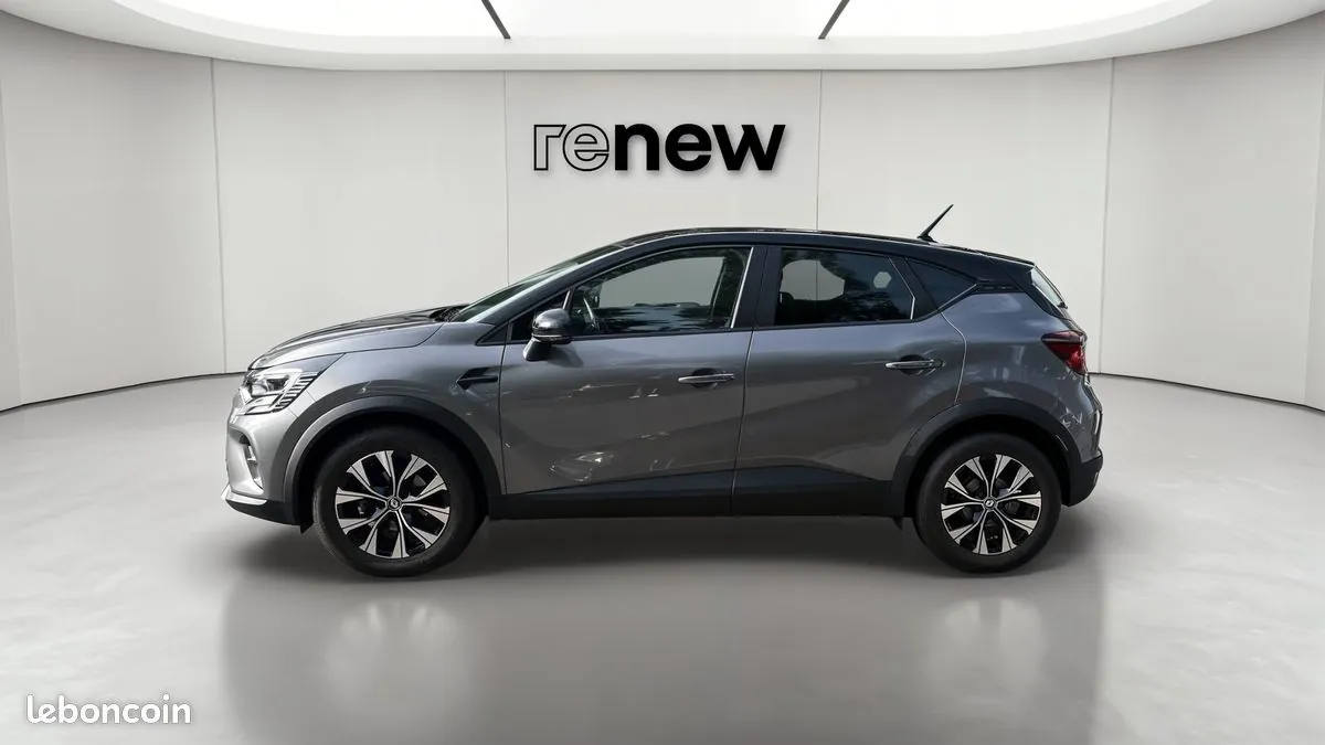 Renault Captur 2024 photo 2
