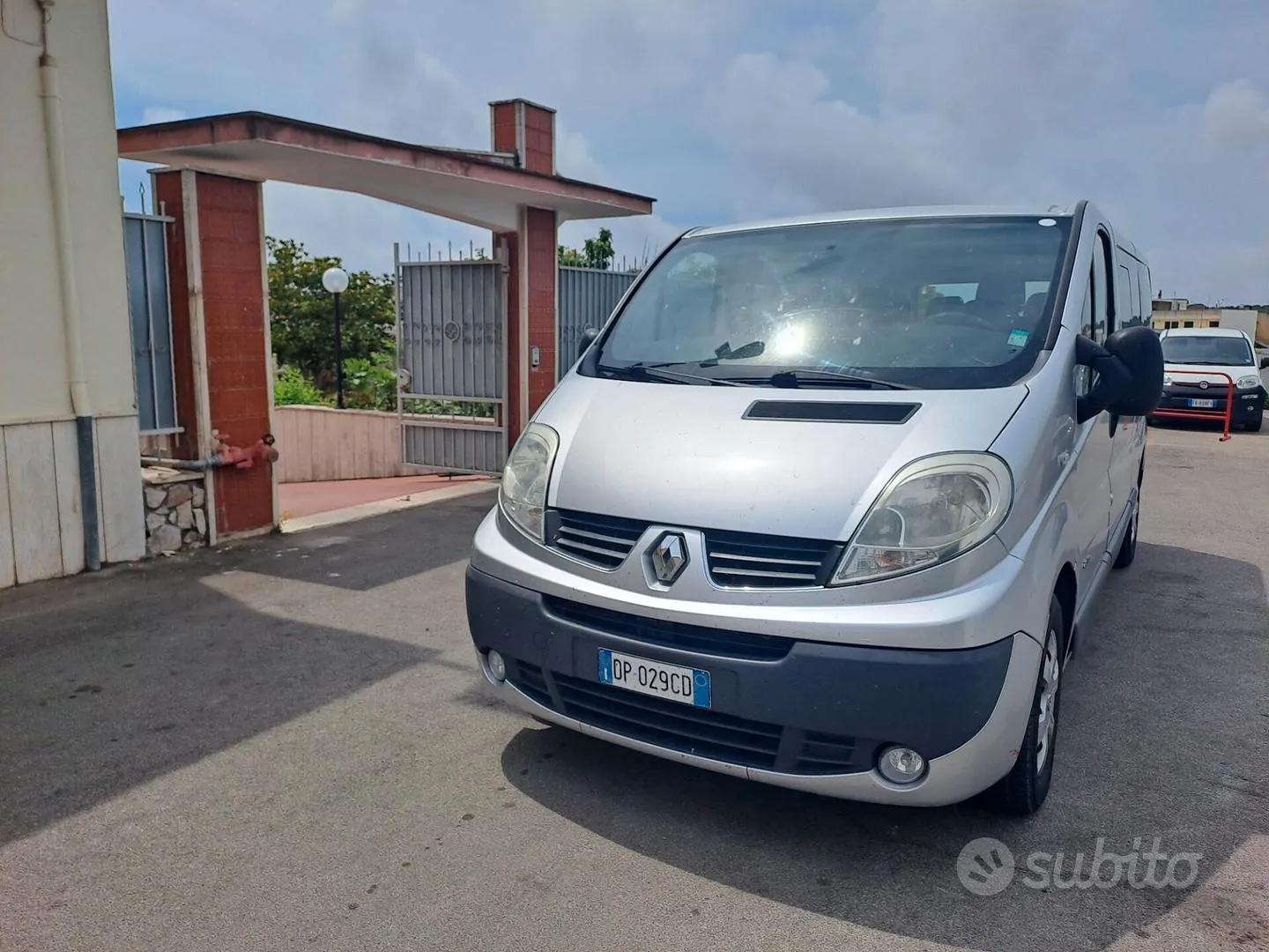 Renault Trafic 2008 photo 4