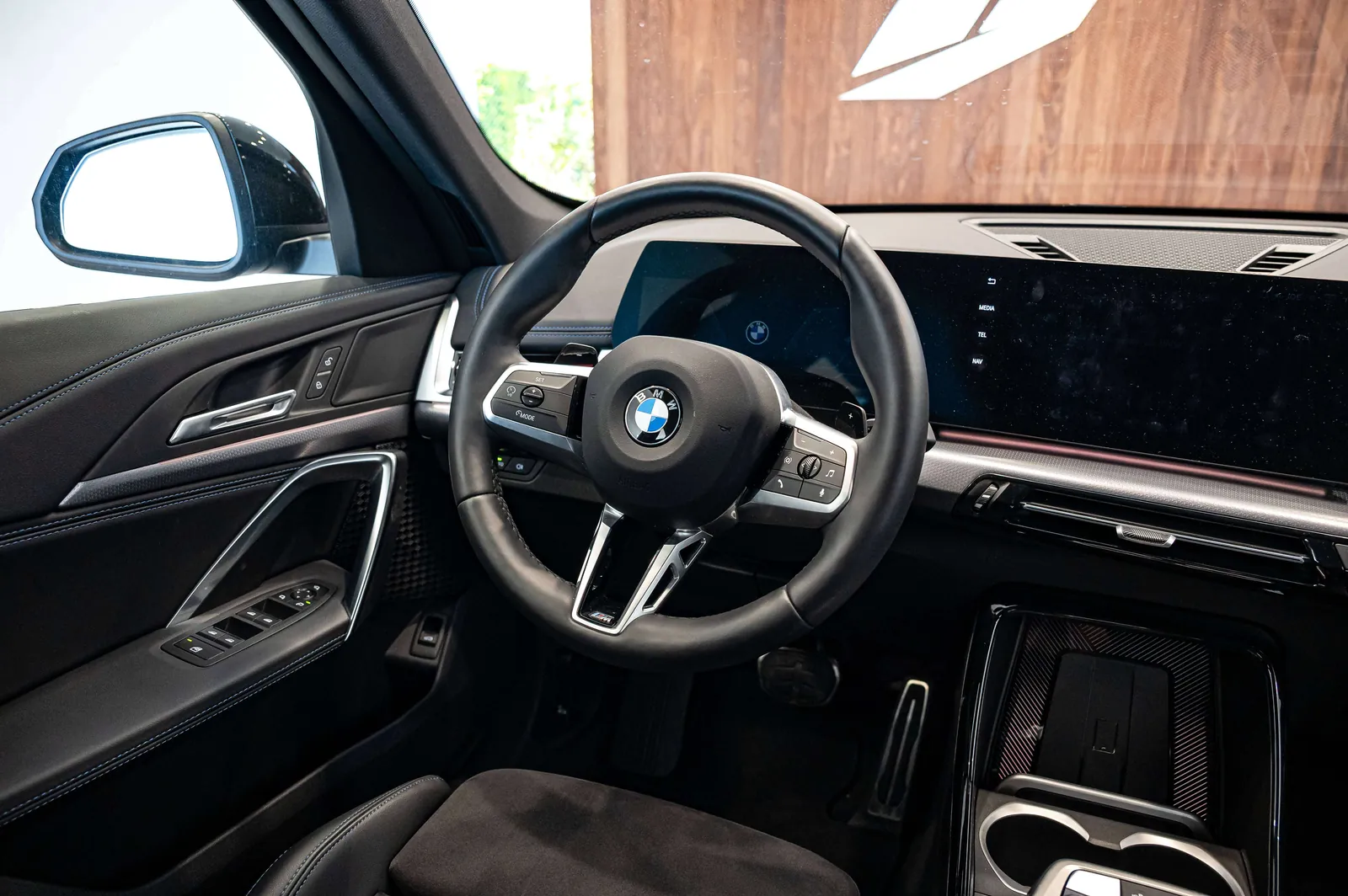 BMW X1 2025 photo 2