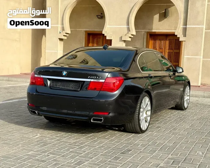 BMW 7 Series 2012 photo 4