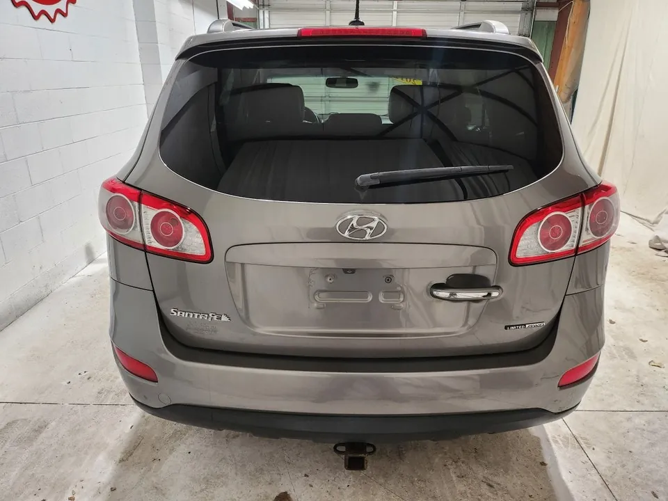 Hyundai Santa Fe 2012 photo 3