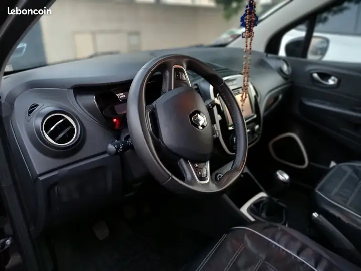 Renault Captur 2018 photo 3