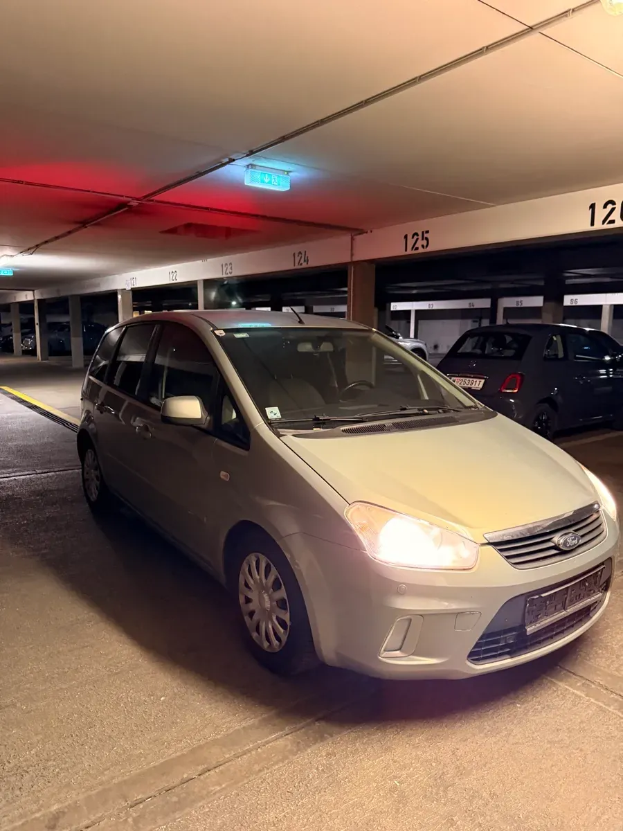 Ford C-Max 2009 photo 2