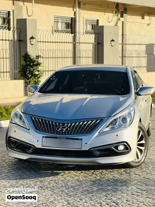 Hyundai Azera 2012 photo 2