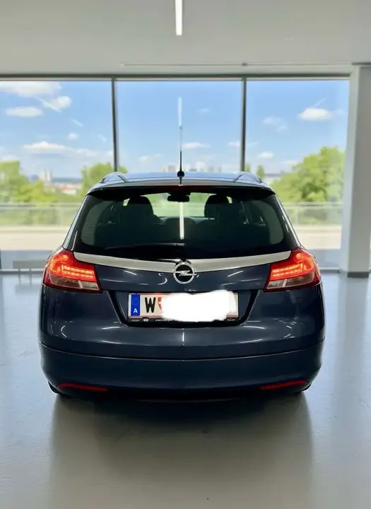 Opel Insignia 2010 photo 3