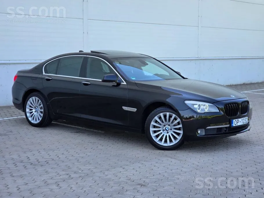BMW 730 2011 photo 3