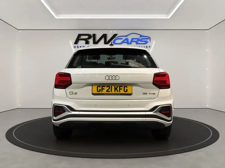 Audi Q2 2021 photo 4
