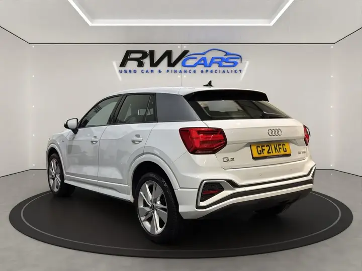 Audi Q2 2021 photo 3