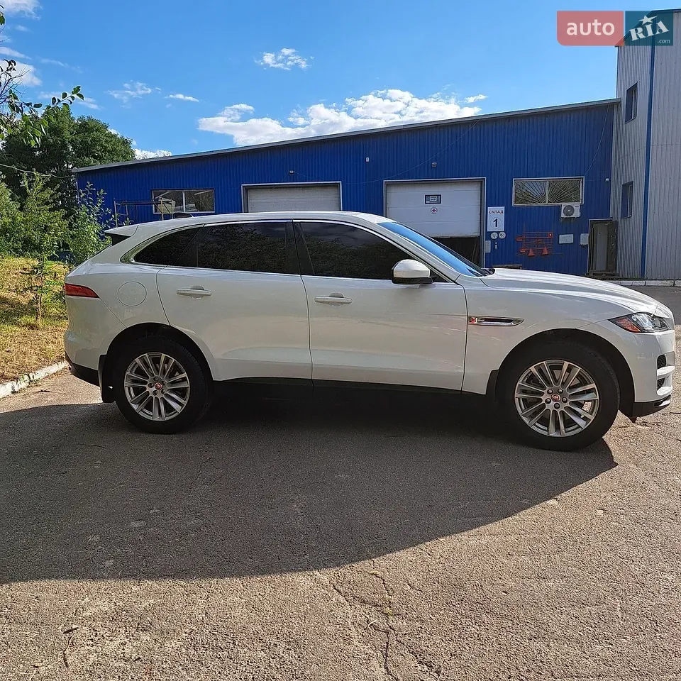 Jaguar F-Pace 2019 photo 5