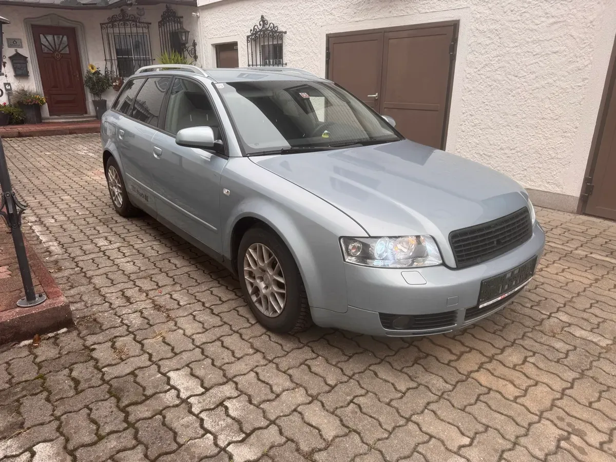 Audi A4 2002 photo 3