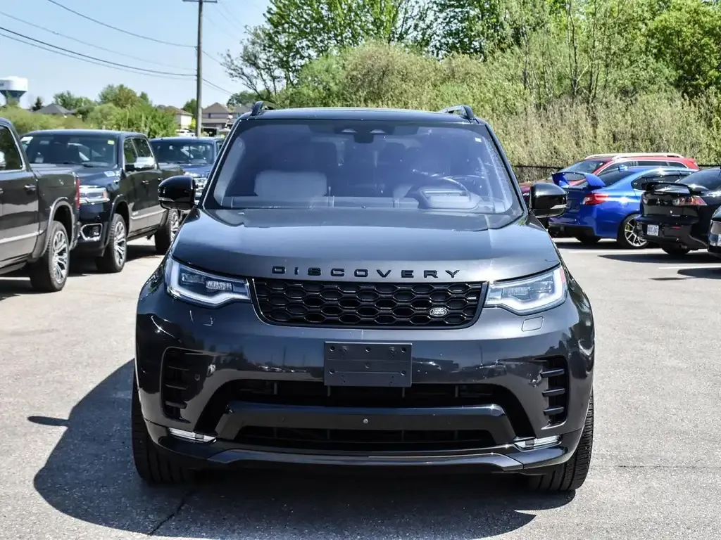 Land Rover Discovery 2021 photo 2