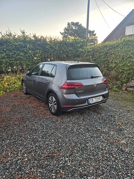 Volkswagen E-Golf 2018 photo 2
