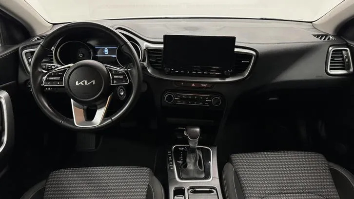 Kia Ceed Sportswagon 2022 photo 2