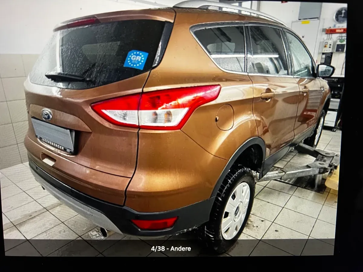 Ford Kuga 2014 photo 3