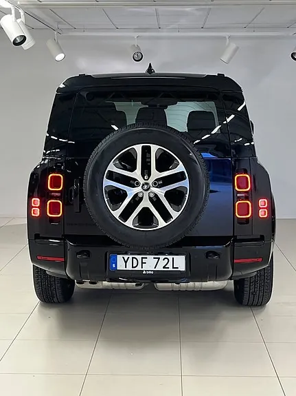 Land Rover Defender 130 2025 photo 5