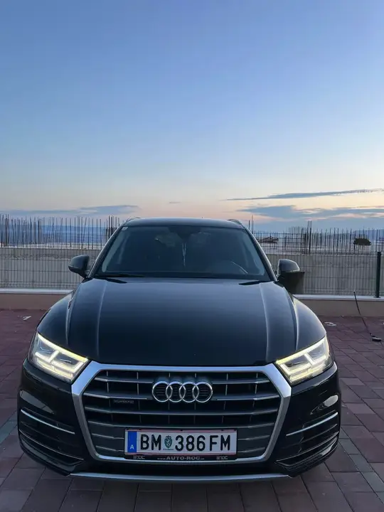 Audi Q5 2019 photo 2
