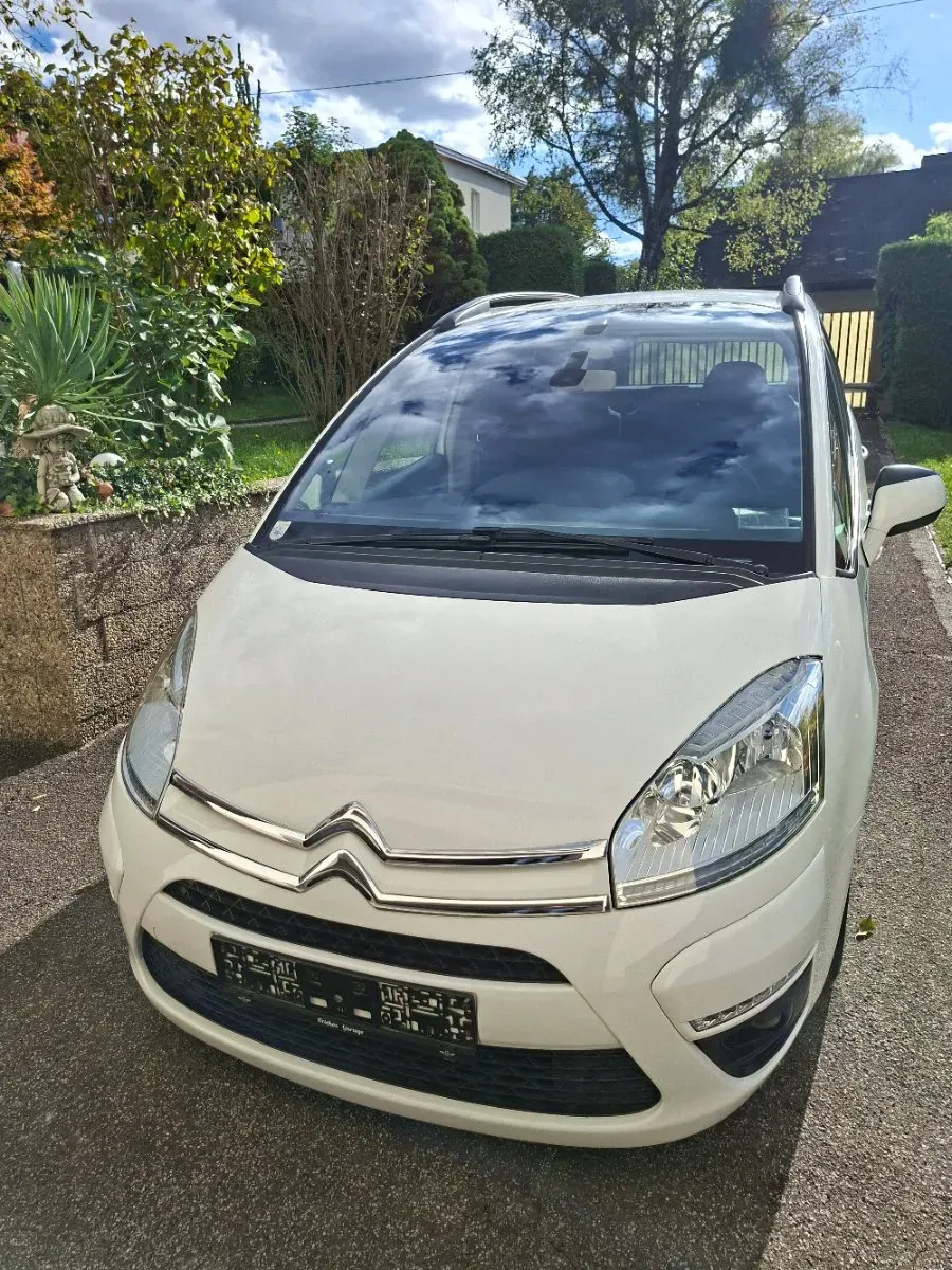 Citroen C4 Picasso 2011 photo 2