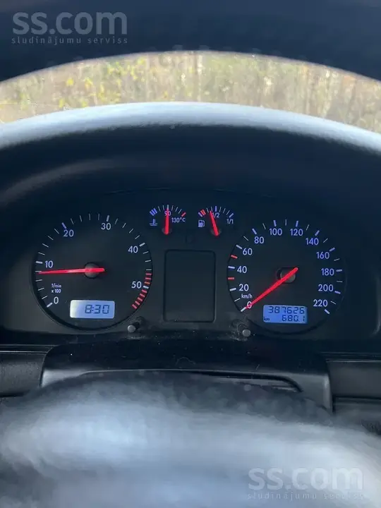 Volkswagen Passat B5 1998 photo 4