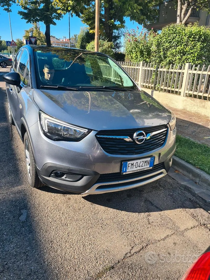Opel Crossland X 2018 photo 4