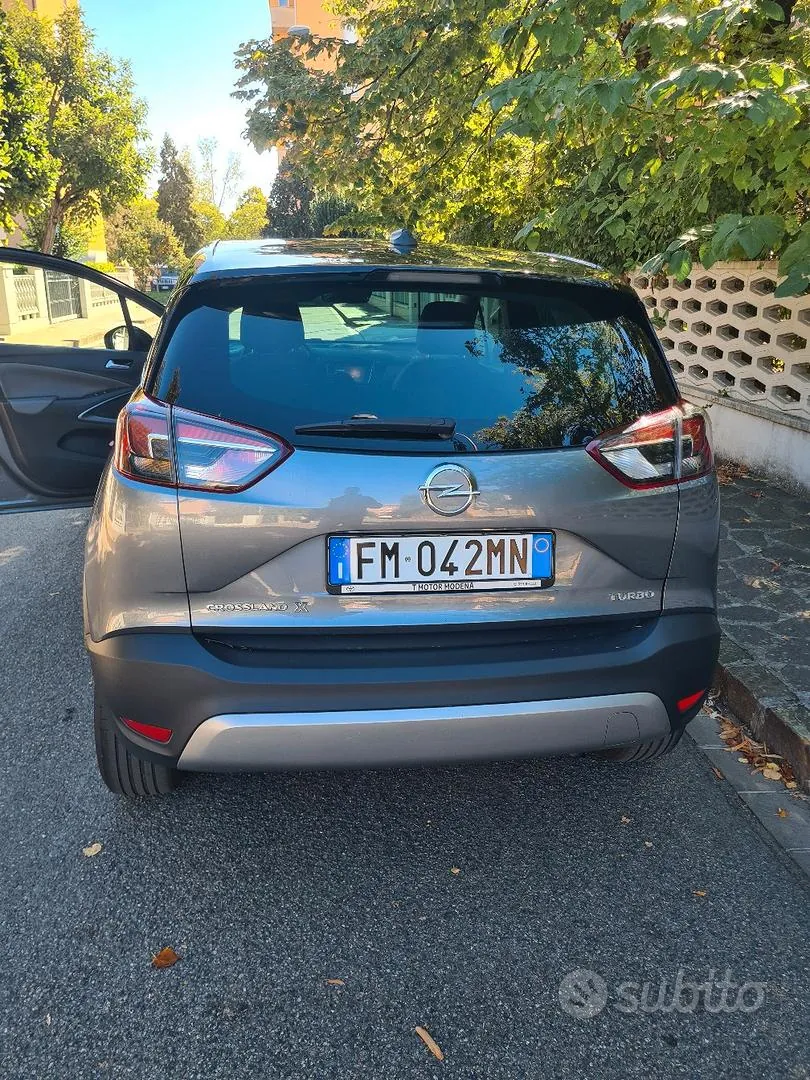 Opel Crossland X 2018 photo 2
