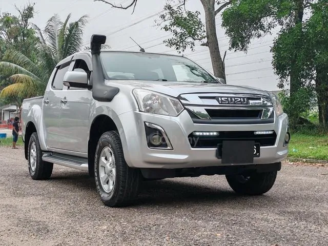 Isuzu D-Max