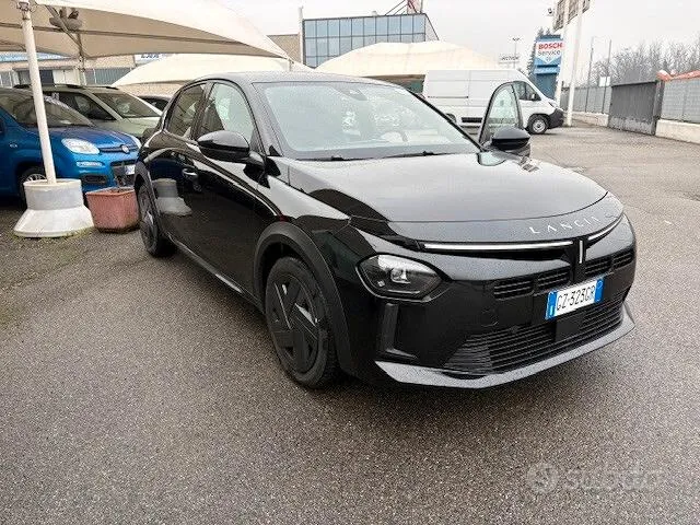 Lancia Ypsilon
