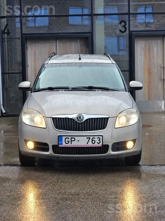 Skoda Roomster 2007 photo 3