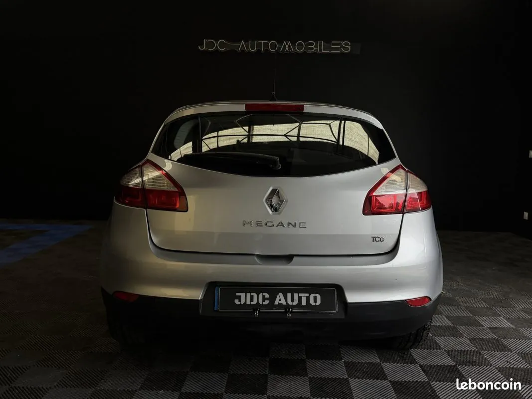 Renault Megane 2013 photo 4