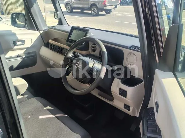 Honda N-Box 2024 photo 2