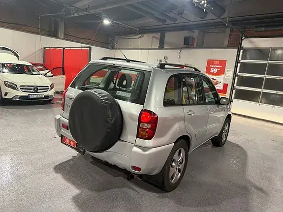 Toyota Rav4 2004 photo 4