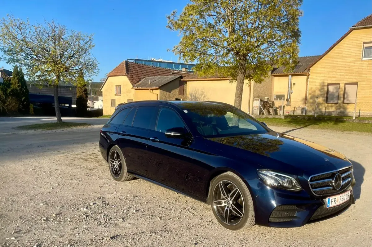 Mercedes-Benz Eklasse 2017 photo 3