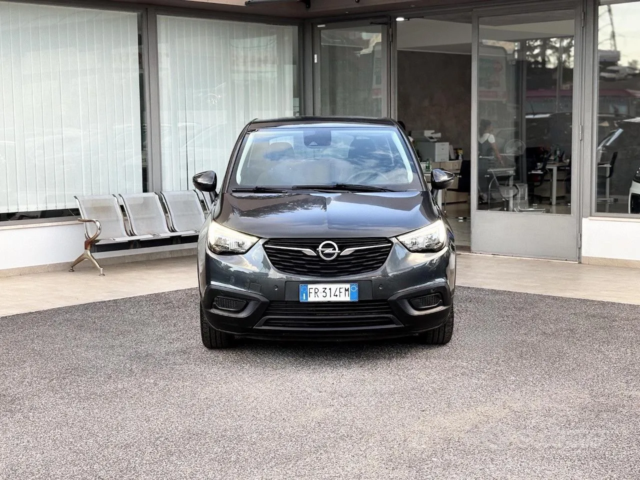 Opel Crossland X 2018 photo 2