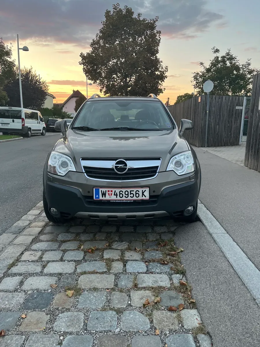 Opel Antara 2007 photo 2