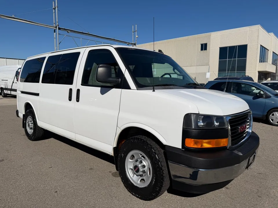 GMC Savana 2017 photo 4