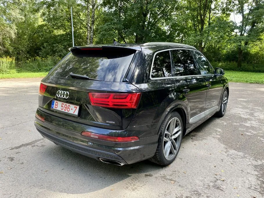 Audi Q7 2017 photo 5