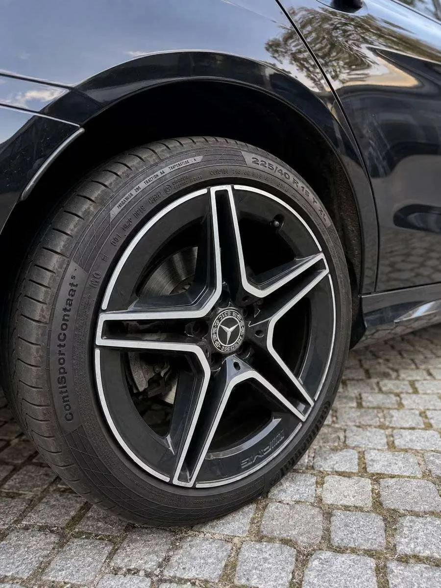 Mercedes-Benz C 300 2022 photo 2