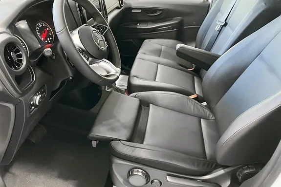 Mercedes-Benz Vito 114 2026 photo 3