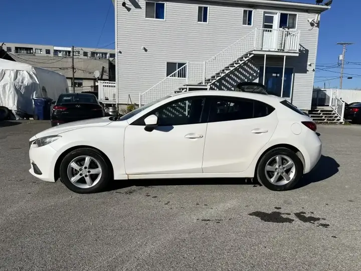 Mazda Mazda3 Sport 2014 photo 3