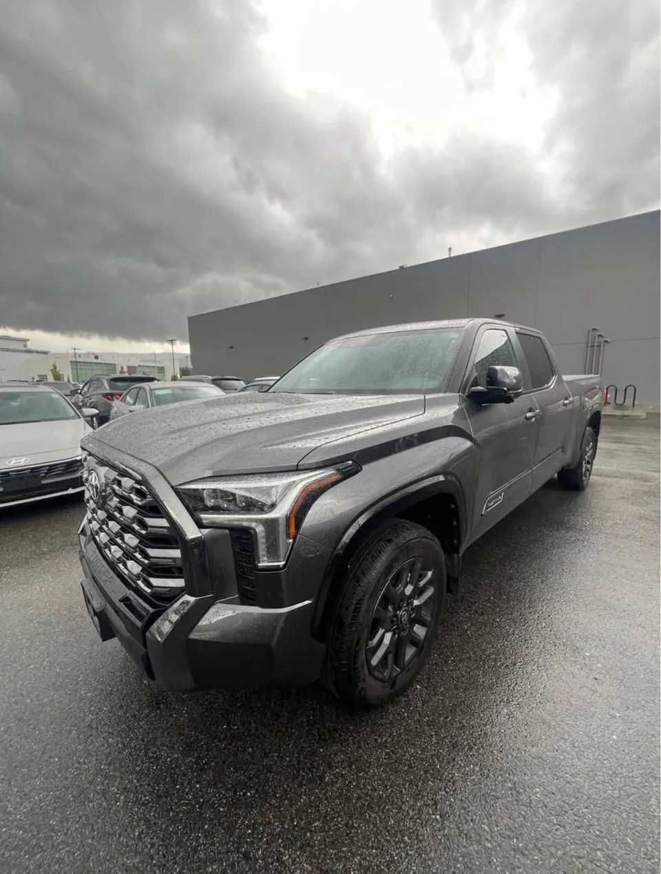 Toyota Tundra 2025 photo 2