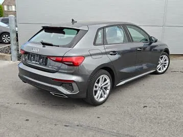 Audi A3 2023 photo 2