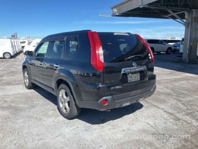 Nissan X-Trail 2011 photo 3