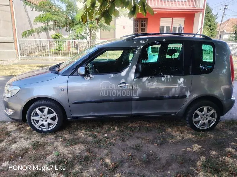 Skoda Roomster 2013 photo 3
